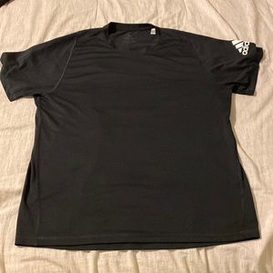 Adidas mens t-shirt